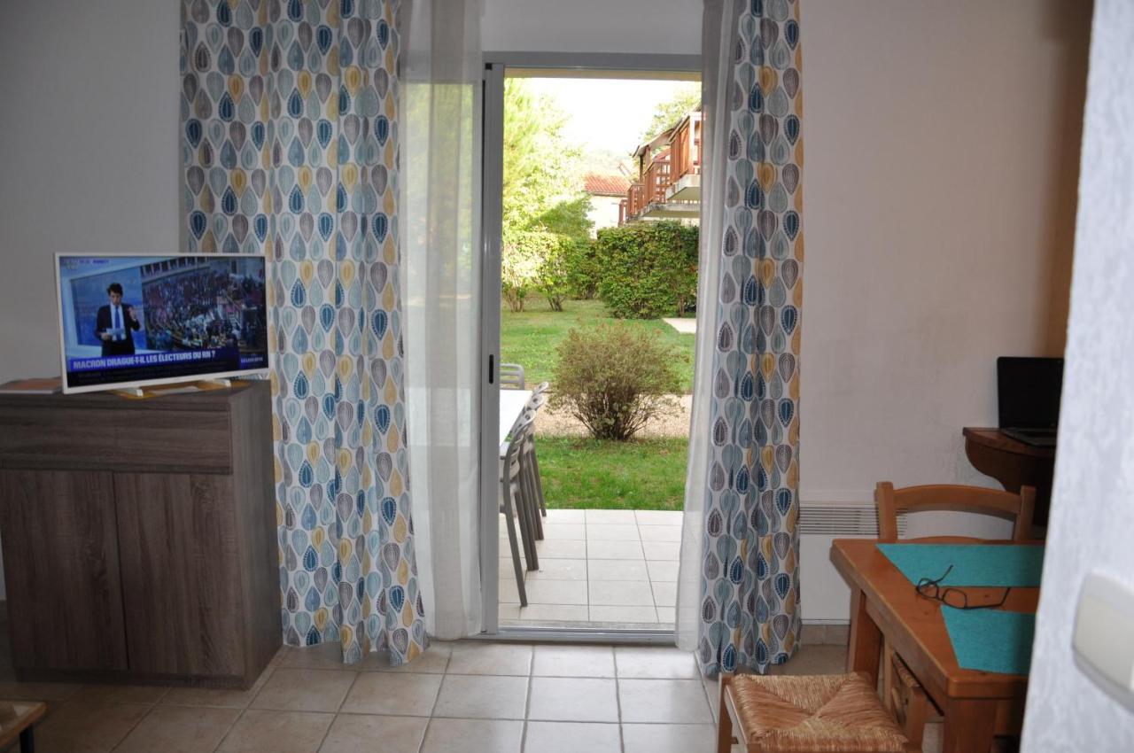 Le Hameau Du Moulin Villa มงทิญญัก ภายนอก รูปภาพ